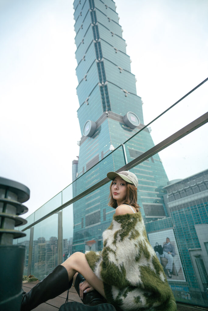 Breeze roof top Taipei 101
